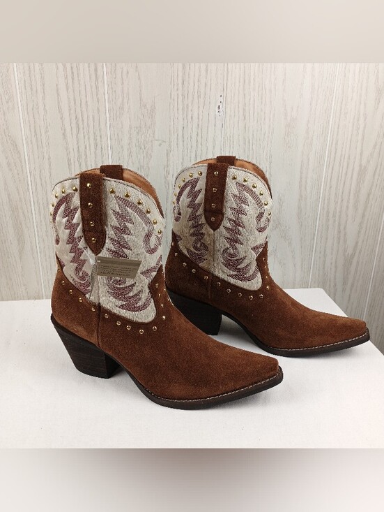dingo Shoes - Dingo Rodeo Queen Brown and white sz 11 Med ankle boot calf hair NWT